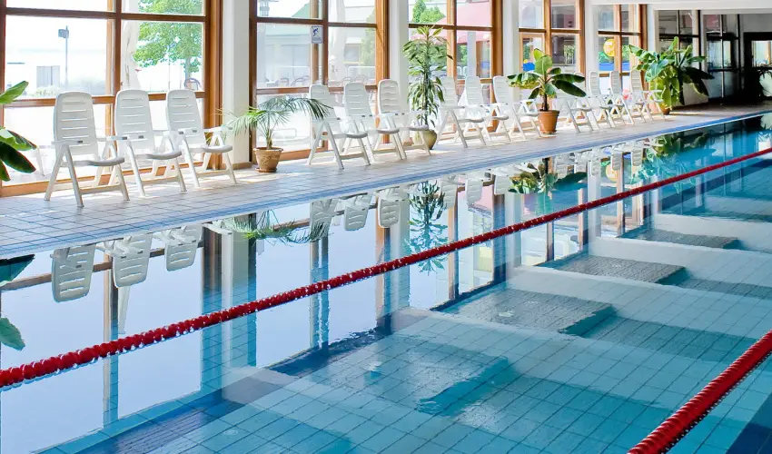 Club Tihany Hotel Tihany - Kedvezmnyes r csaldok rszreak flpanzis elltssal - teljes elrefizetssel (1 jtl)