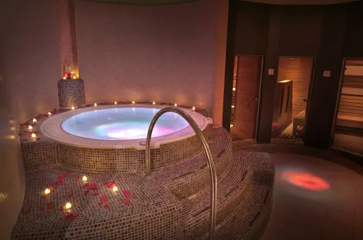 Corso Boutique Hotel - Kedvezm�nyes �r csal�dok r�sz�reak reggelivel