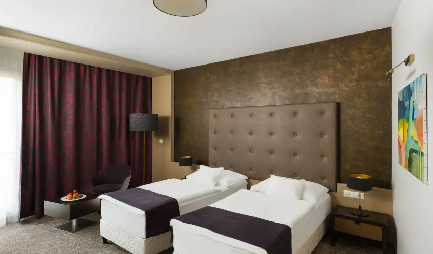 Corso Hotel Pcs Pcs - Kedvezmnyes r csaldok rszre (1 jtl)