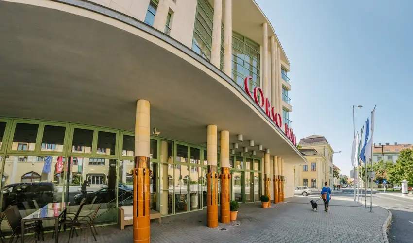 Corso Hotel Pcs Pcs - Kedvezmnyes r csaldok rszre (1 jtl)