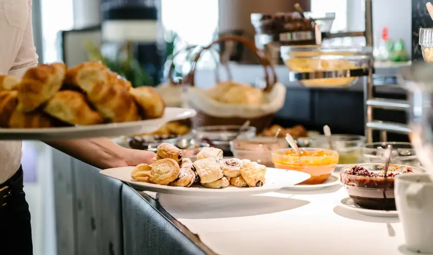 Corso Hotel Pcs Pcs - Kedvezmnyes r csaldok rszre (1 jtl)