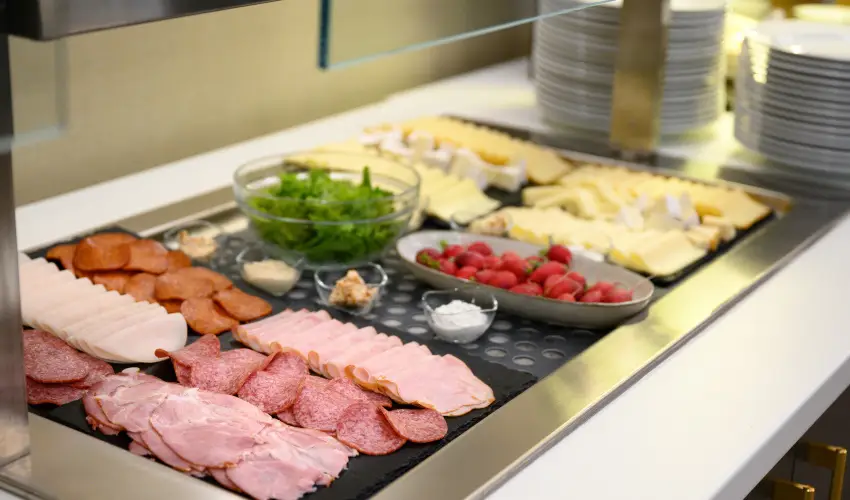 Corso Hotel Pcs Pcs - Kedvezmnyes r csaldok rszre (1 jtl)