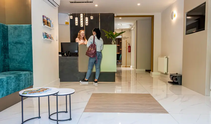 Crystal Hotel Hajd�szoboszl� - Pihentet� Napok m�r 2 �jszak�t�l (min. 2 �j)