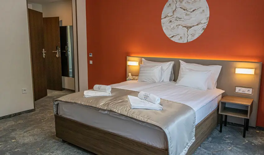 Crystal Hotel Hajd�szoboszl� - Pihentet� Napok m�r 2 �jszak�t�l (min. 2 �j)
