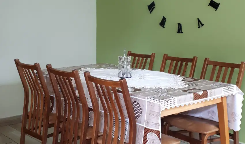 Cs�ka Apartman P�pa - Csal�di csomag (min. 4 �j)