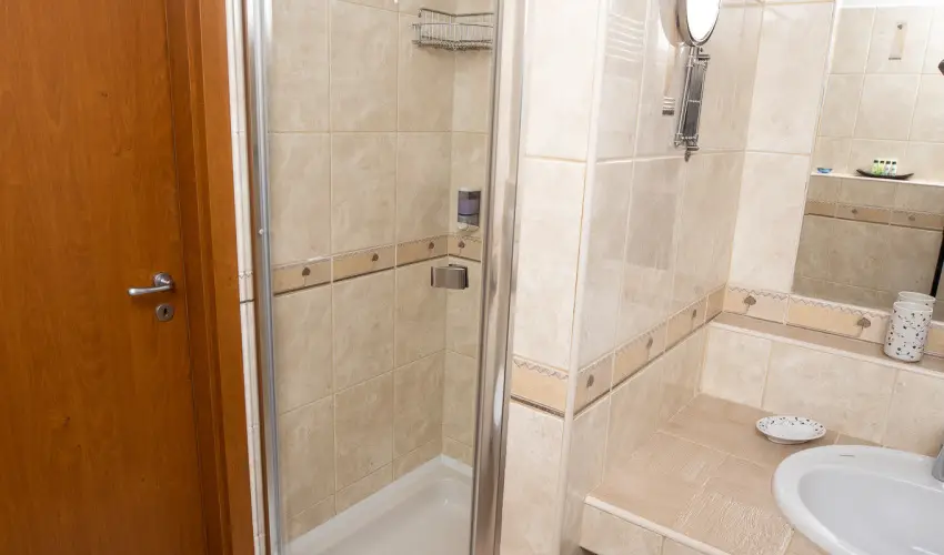 Dm Hotel Szeged - Kedvezmnyes r csaldok rszreak (1 jtl)