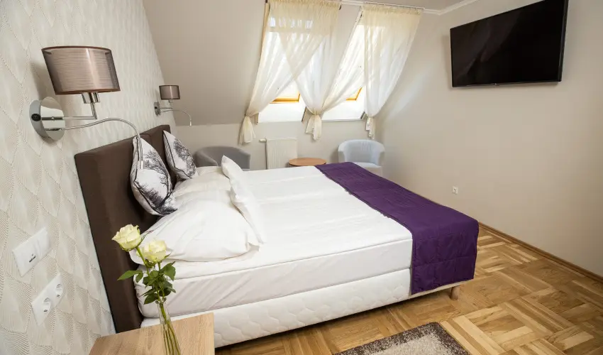 Dm Hotel Szeged - Kedvezmnyes r csaldok rszreak (1 jtl)