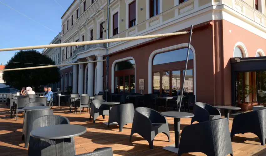 Duna Wellness Hotel Baja - Kedvezményes ár családok részéreak félpanziós ellátással (1 éjtől)