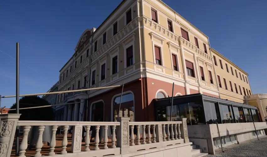 Duna Wellness Hotel Baja - Kedvezményes ár családok részéreak félpanziós ellátással (1 éjtől)