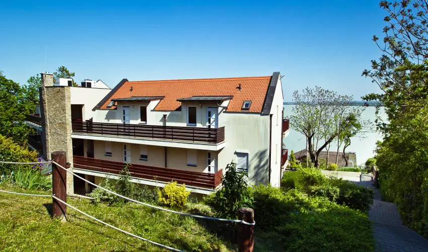 Echo Residence All Suite Hotel Tihany - Tihanyi wellness pihens reggelivel (min. 2 j)