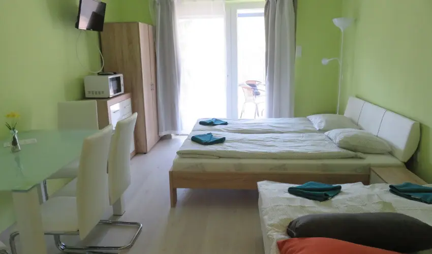 denkert Apartmanhz Gyula - Kedvezmnyes r csaldok rszreak (1 jtl)