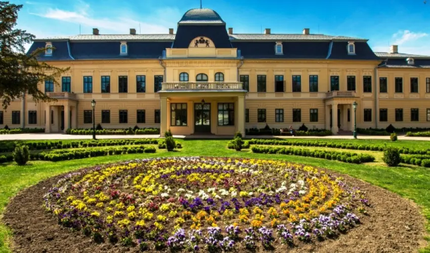 denkert Apartmanhz Gyula - Kedvezmnyes r csaldok rszreak (1 jtl)