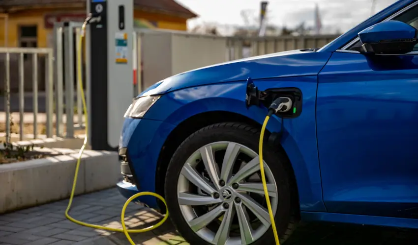 Eleven Business & Sport Hotel Jszrokszlls - Kedvezmnyes r csaldok rszreak flpanzival (1 jtl)