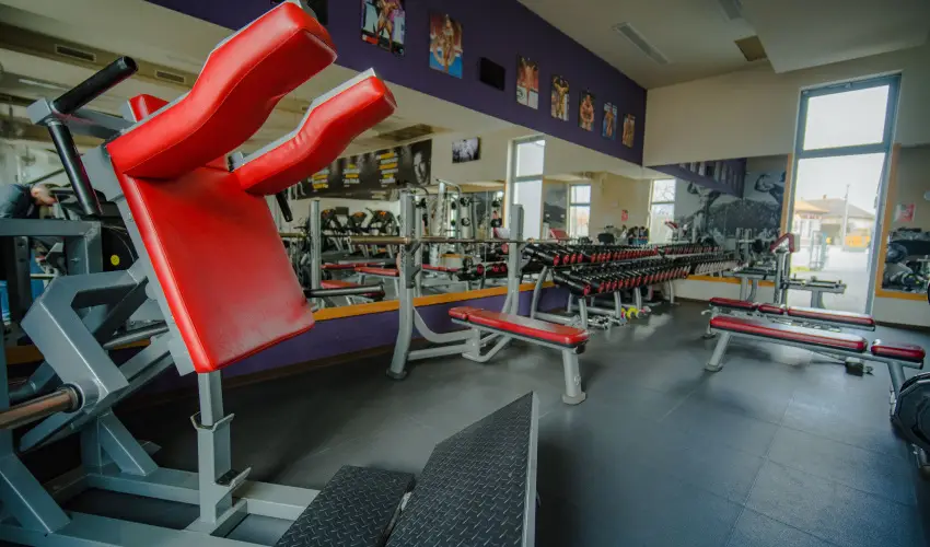 Eleven Business & Sport Hotel Jszrokszlls - Kedvezmnyes r csaldok rszreak flpanzival (1 jtl)