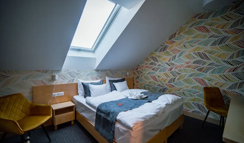 Eleven Business & Sport Hotel Jszrokszlls - Kedvezmnyes r csaldok rszreak flpanzival (1 jtl)