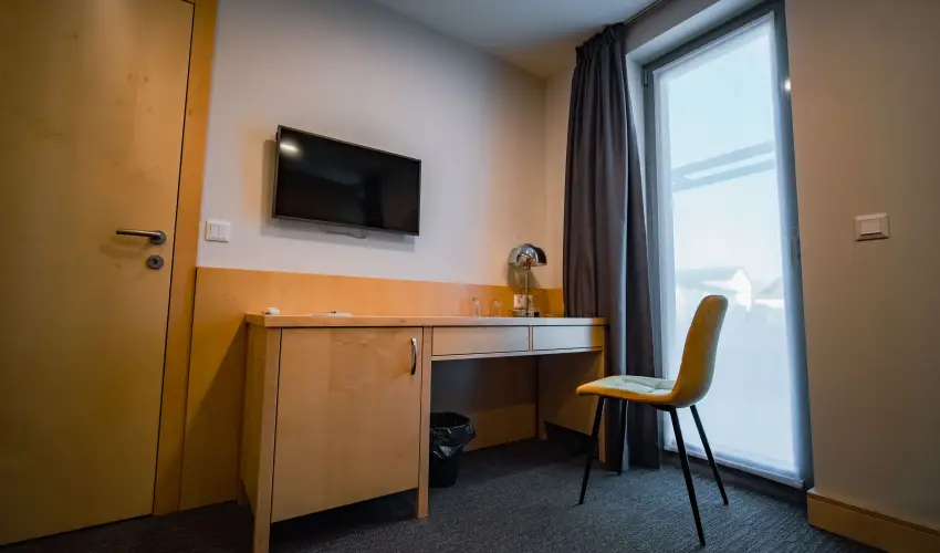 Eleven Business & Sport Hotel Jszrokszlls - Kedvezmnyes r csaldok rszreak flpanzival (1 jtl)