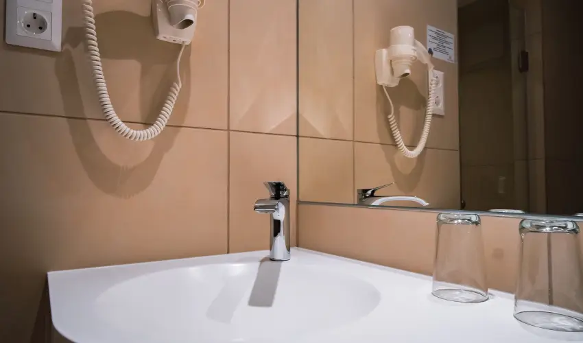 Eleven Business & Sport Hotel Jszrokszlls - Kedvezmnyes r csaldok rszreak flpanzival (1 jtl)