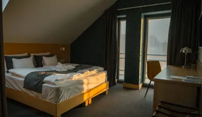 Eleven Business & Sport Hotel Jszrokszlls