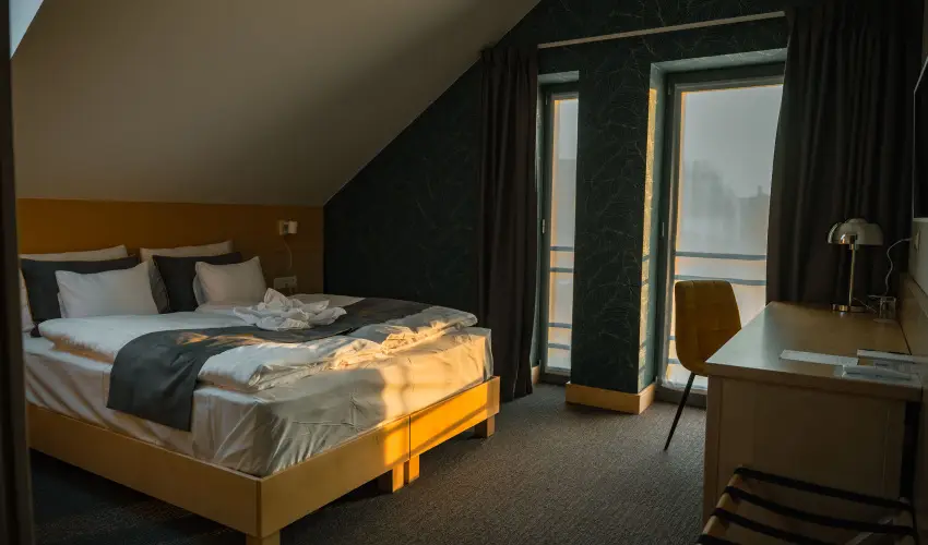 Eleven Business & Sport Hotel Jszrokszlls - Kedvezmnyes r csaldok rszreak flpanzival (1 jtl)