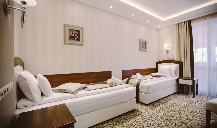 Elixír Medical Wellness Hotel Mórahalom - Kedvezményes ár családok részére félpanzióval, fürdőhasználattal (1 éjtől)