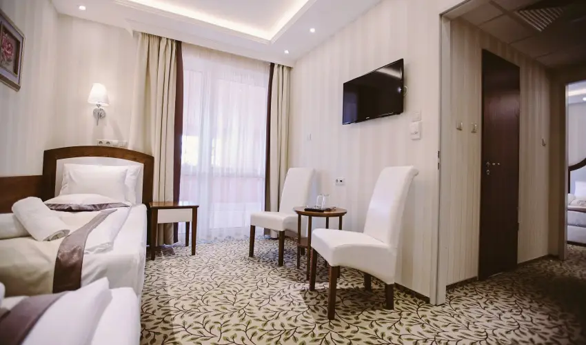 Elixír Medical Wellness Hotel Mórahalom - Kedvezményes ár családok részére félpanzióval, fürdőhasználattal (1 éjtől)