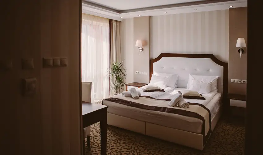 Elixír Medical Wellness Hotel Mórahalom - Kedvezményes ár családok részére félpanzióval, fürdőhasználattal (1 éjtől)