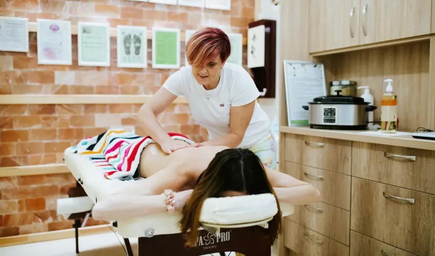 Elixír Medical Wellness Hotel Mórahalom - Kedvezményes ár családok részére félpanzióval, fürdőhasználattal (1 éjtől)