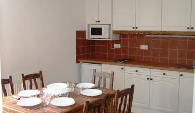 EMAN Apartmanh�z S�rv�r S�rv�r