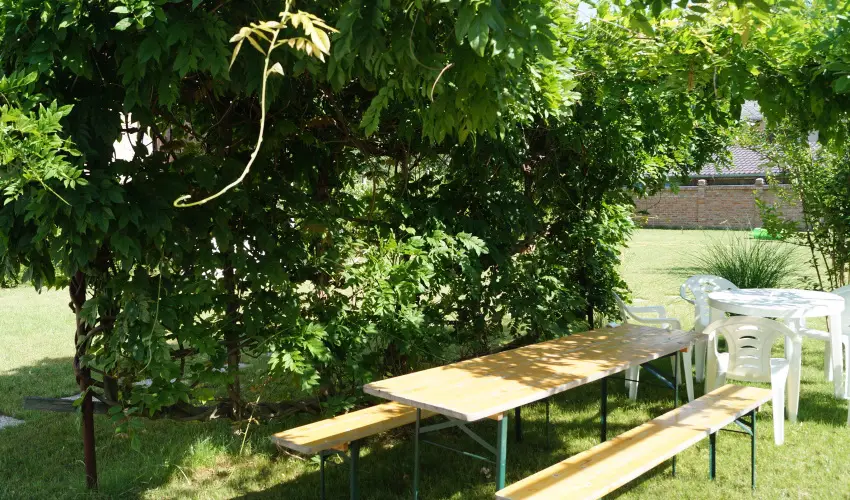 EMAN Apartmanh�z S�rv�r S�rv�r - Sz�pk�rty�s aj�nlat (min. 3 �j)