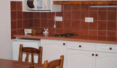 EMAN Apartmanh�z S�rv�r S�rv�r