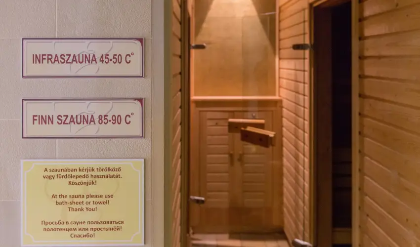 Erzsbet Nagy Szlloda Paks - Karcsonyi csomagajnlat (min. 2 j)