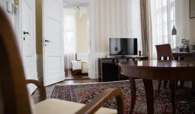 Erzsbet Nagy Szlloda Paks