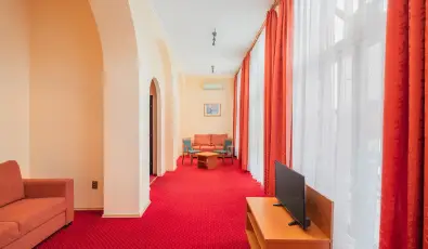 Erzs�bet Park Hotel Par�df�rd�