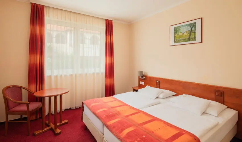Erzs�bet Park Hotel Par�df�rd� - Kedvezm�nyes pihen�s (min. 2 �j)