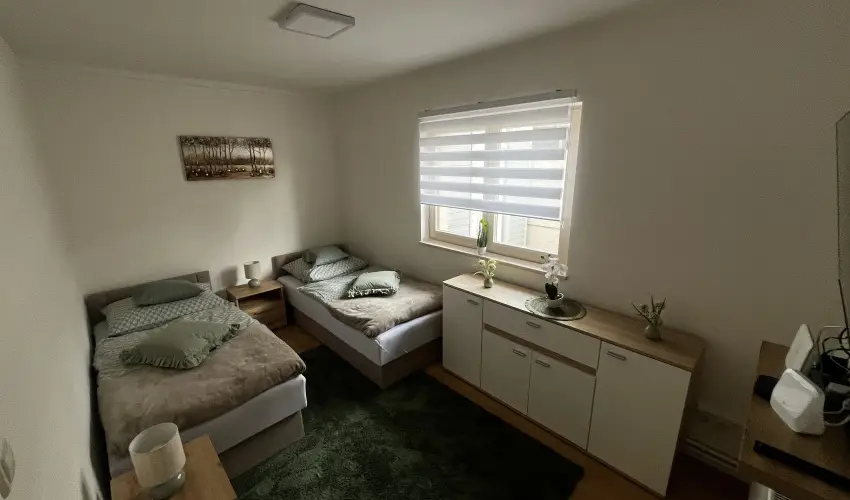 Fortuna Apartman K�szeg - Kedvezm�nyes �r csal�dok r�sz�reak (min. 2 �j)