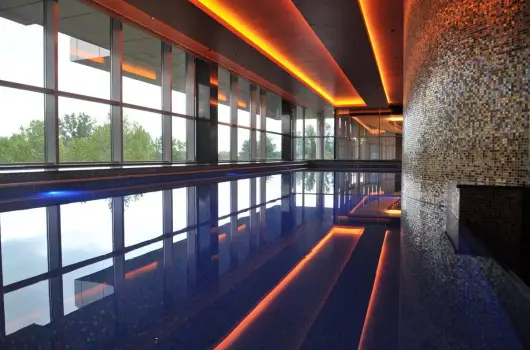 Four Points by Sheraton Kecskem�t Hotel & Konferenciak�zpont - Kedvezm�nyes �r csal�dok r�sz�reak f�lpanzi�val (1 �jt�l)