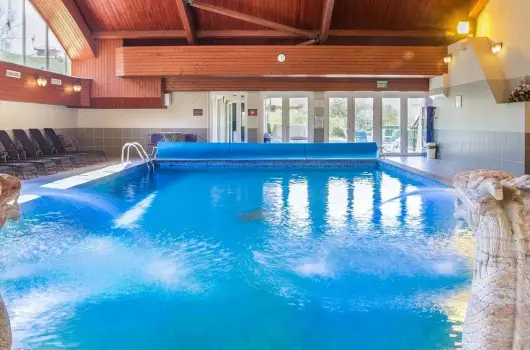 Fried Kast�ly Hotel - Kedvezm�nyes �r csal�dok r�sz�reak f�lpanzi�s ell�t�ssal (1 �jt�l)