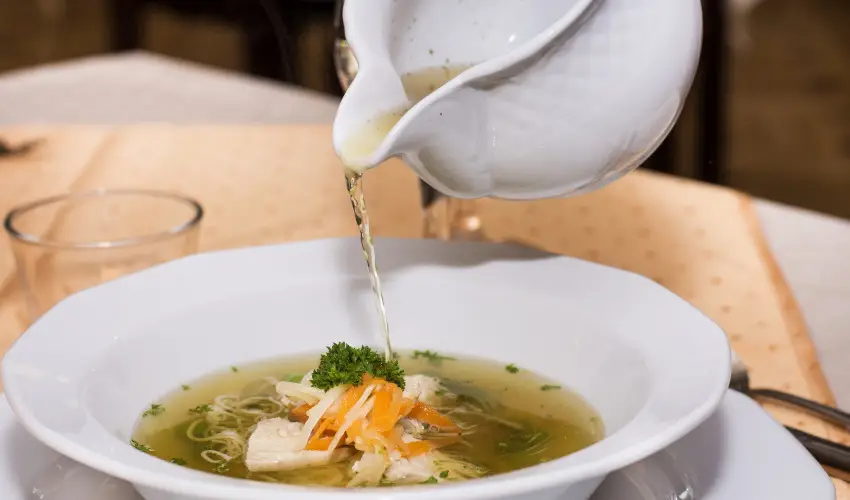 Fried Kast�ly Hotel Simontornya - Vissza nem t�r�tend� �r f�lpanzi�val (1 �jt�l)