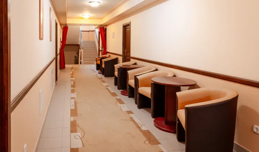 Fried Kast�ly Hotel Simontornya - Vissza nem t�r�tend� �r f�lpanzi�val (1 �jt�l)