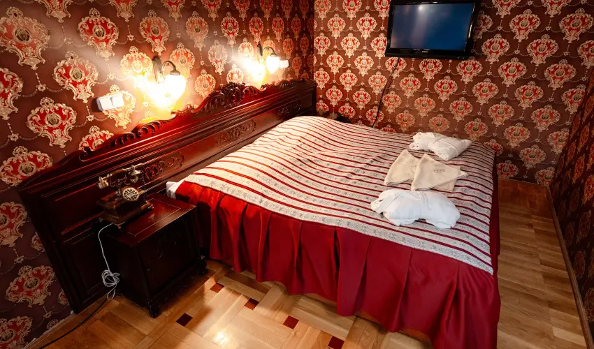 Fried Kast�ly Hotel Simontornya - Vissza nem t�r�tend� �r f�lpanzi�val (1 �jt�l)