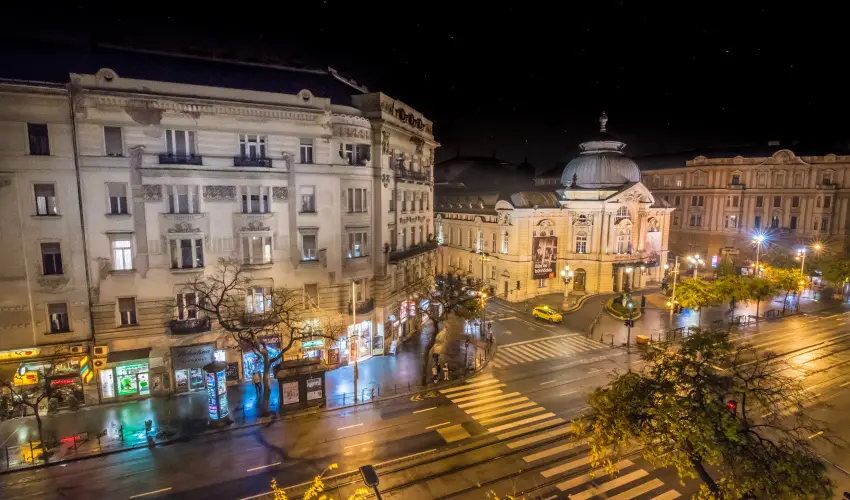 Full Moon Budapest - Kedvezmnyes r csaldok rszreak