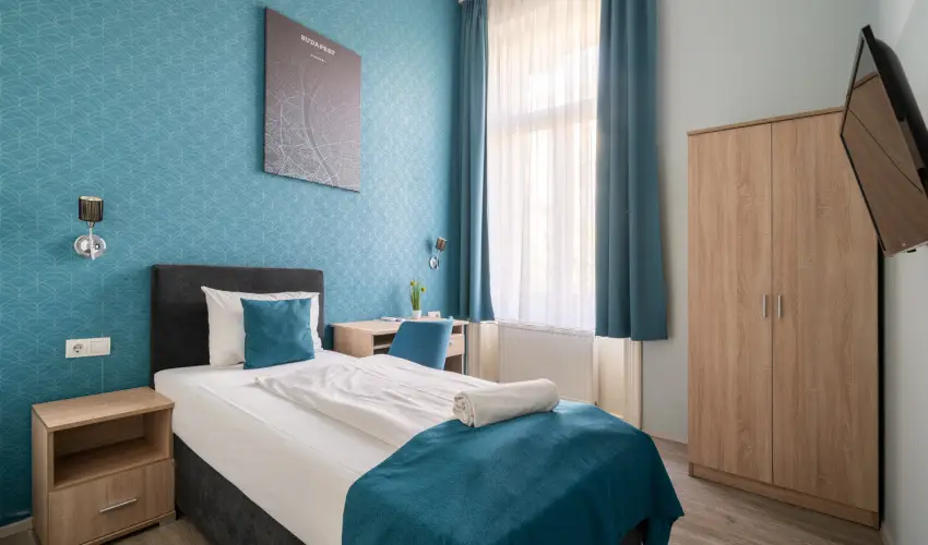 Full Moon Budapest - Kedvezmnyes r csaldok rszreak