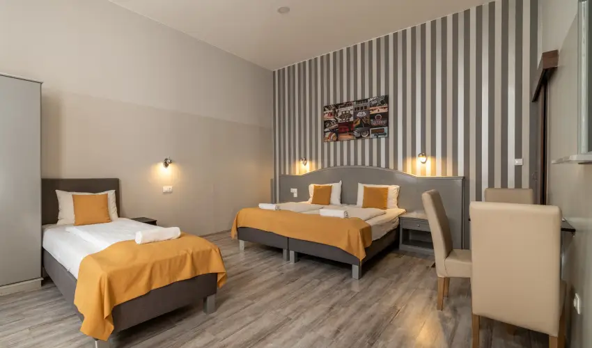 Full Moon Budapest - Kedvezmnyes r csaldok rszreak