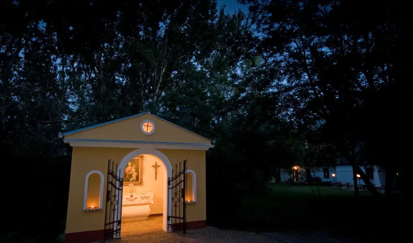 Gerby Kria Hotel s Lovasudvar Lajosmizse - Kedvezmnyes r csaldok rszreak (1 jtl)