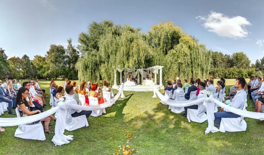 Gerby Kria Hotel s Lovasudvar Lajosmizse - Kedvezmnyes r csaldok rszreak (1 jtl)