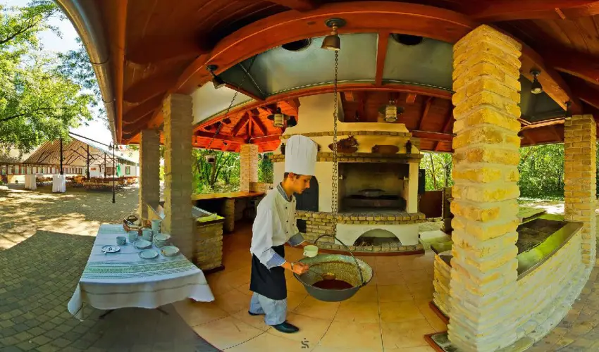 Gerby Kria Hotel s Lovasudvar Lajosmizse - Kedvezmnyes r csaldok rszreak (1 jtl)