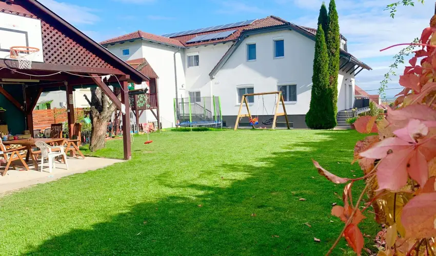 Mese Panzi Zalakaros - Szenzcis kikapcsolds Zalakaroson