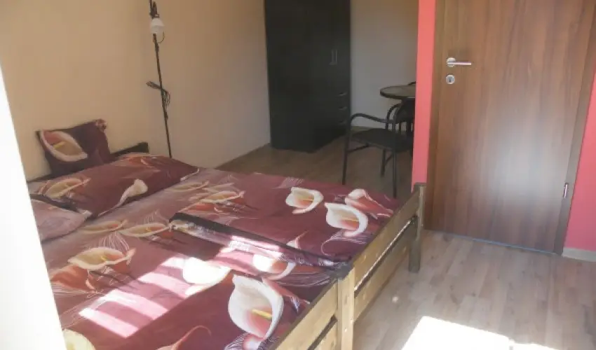 Gesztenys Vendghz Gyula - Kedvezmnyes r csaldok rszreak (1 jtl)