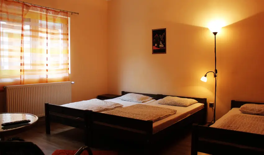 Gesztenys Vendghz Gyula - Kedvezmnyes r csaldok rszreak (1 jtl)