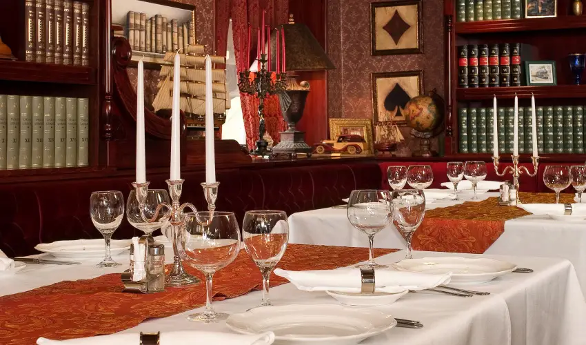 Golden Ball Club Hotel Gy�r - Kedvezm�nyes �r csal�dok r�sz�reak reggelis ell�t�ssal (1 �jt�l)